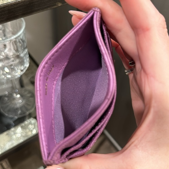 Chanel Caviar Card Holder - Picture 7 of 8